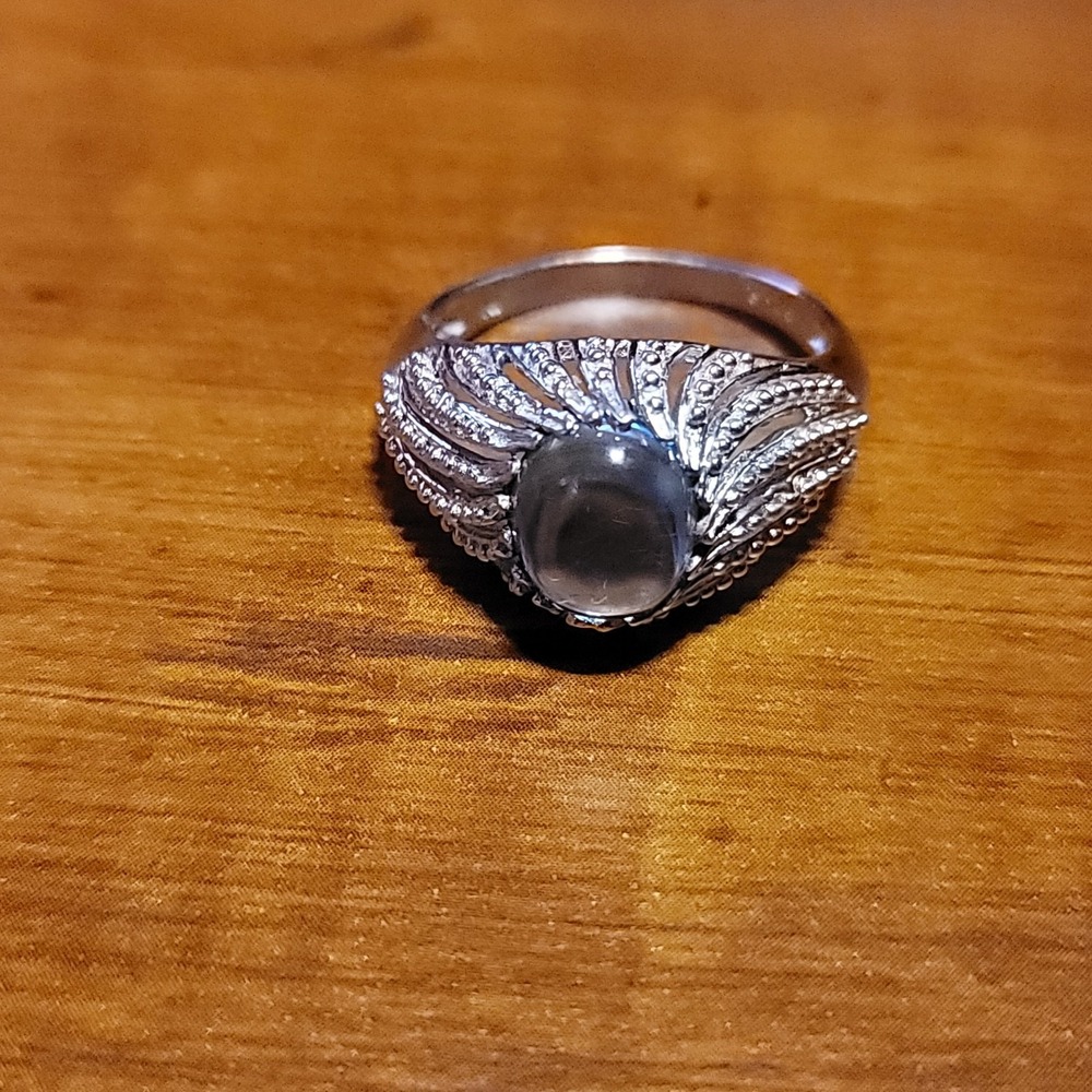 White Gold Rhodium over 925 Sterling Silver Blue Topaz Oval Cut Women's ring 9 - Picture 3 of 8